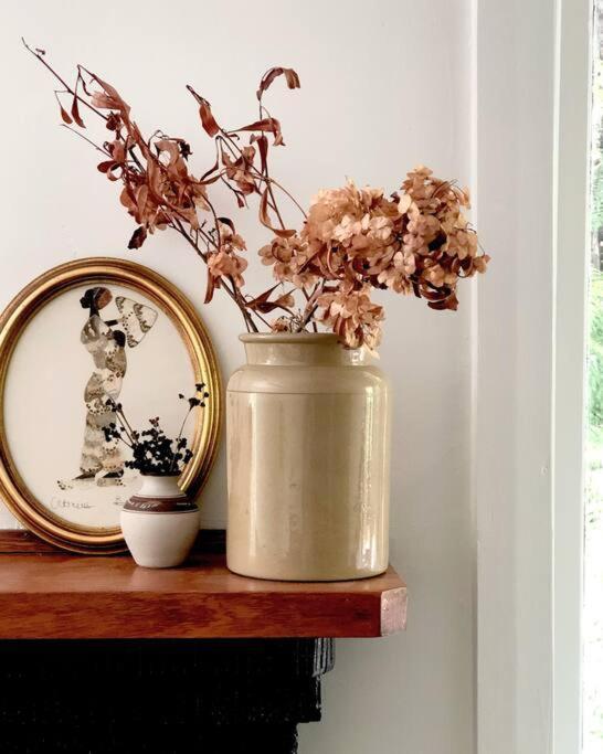 Harrys House Warburton - Peaceful Riverside Cottage In The Perfect Location Bagian luar foto